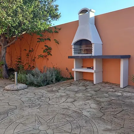 Casa Vacanze * Santa Caterina Di Pittinuri (Sardinia)